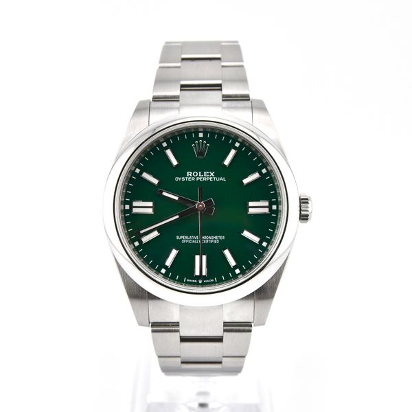 Rolex Oyster Perpetual 124300